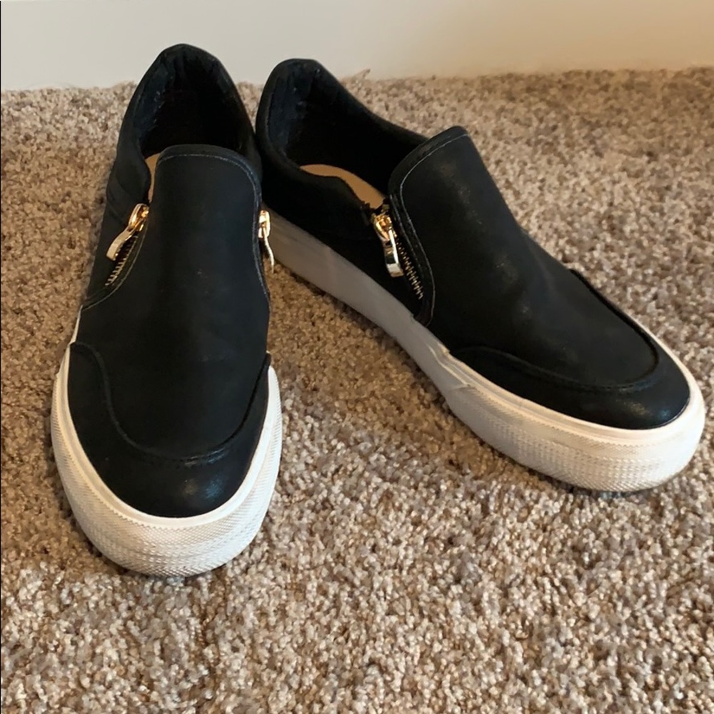 Black shoes